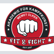 (c) Fit-and-fight.de